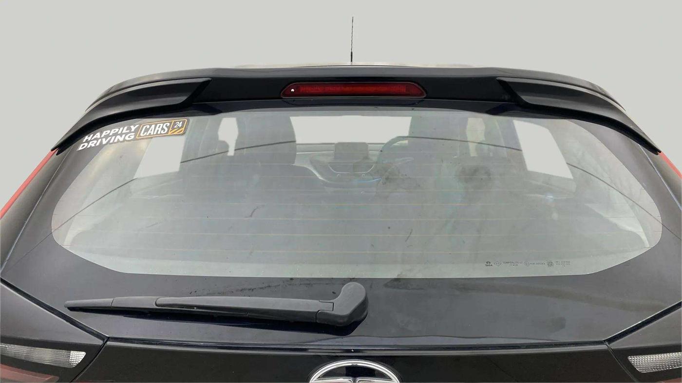 2020 Tata ALTROZ XZ PETROL, Petrol, Manual, 38,739 km, Rear Windshield