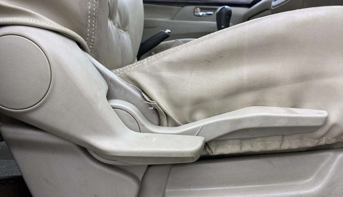 2020 Maruti Ertiga ZXI+ SHVS, Petrol, Manual, 39,813 km, Driver Side Adjustment Panel