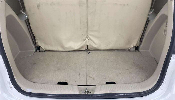 2020 Maruti Ertiga ZXI+ SHVS, Petrol, Manual, 39,813 km, Boot Inside