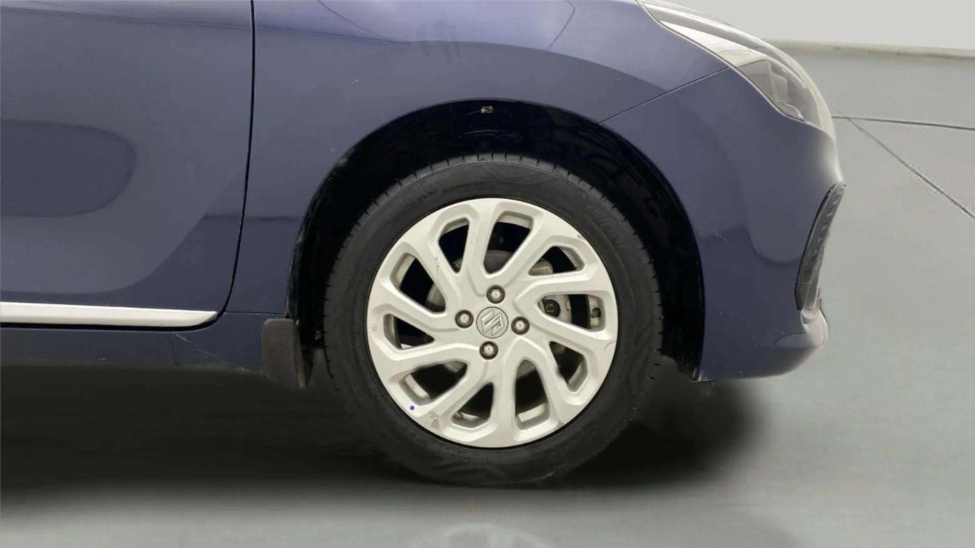 2023 Maruti Baleno  ZETA CNG 1.2L, CNG, Manual, 36,224 km, Right Front Wheel