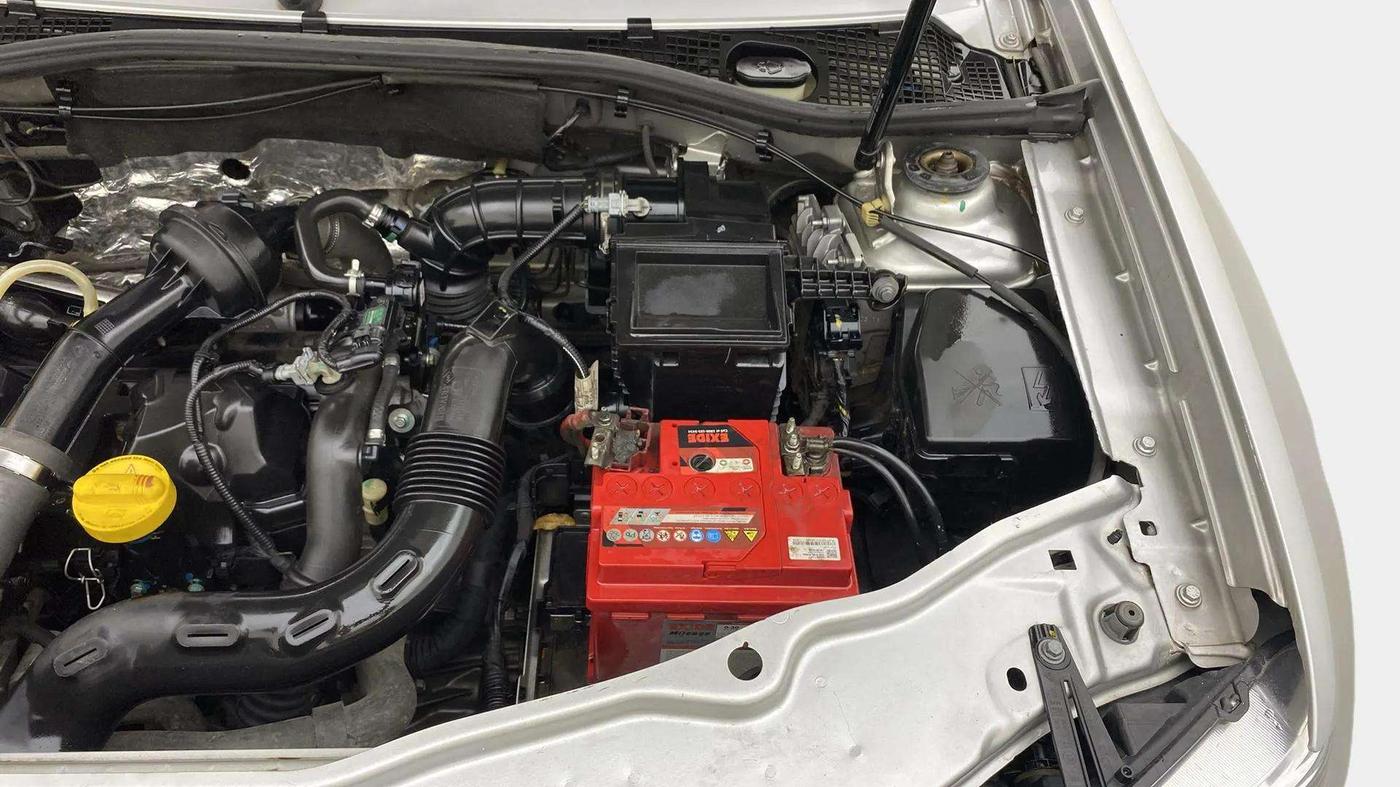 2018 Nissan Terrano  XL D Plus, Diesel, Manual, 50,763 km, Engine View - Left