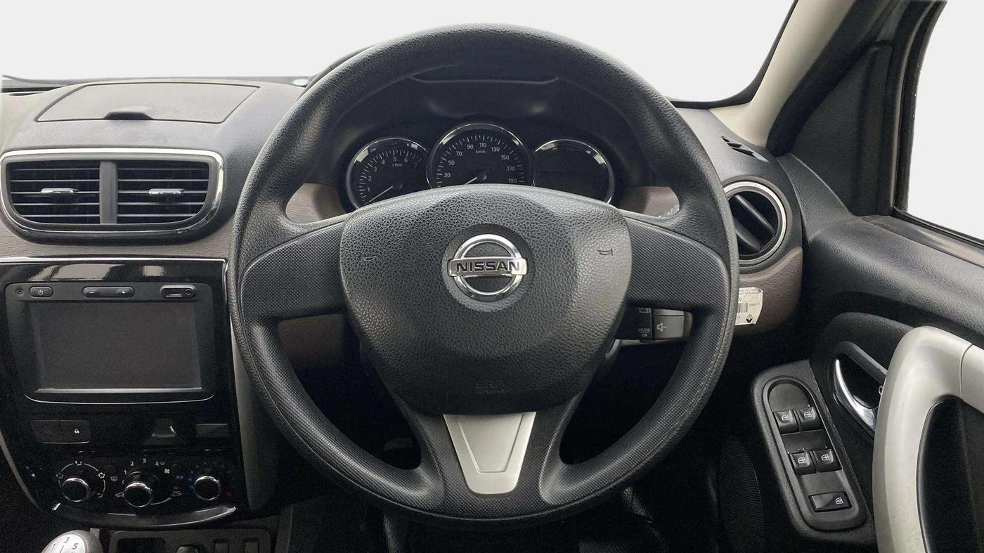 2018 Nissan Terrano  XL D Plus, Diesel, Manual, 50,763 km, Steering Wheel Close Up