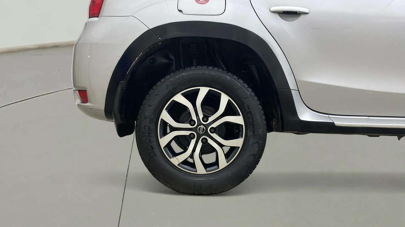 2018 Nissan Terrano  XL D Plus, Diesel, Manual, 50,763 km, Right Rear Wheel