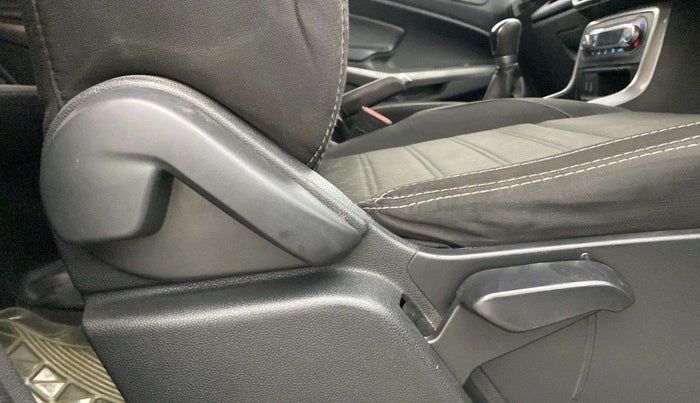 2019 Ford Ecosport TITANIUM 1.5L DIESEL, Diesel, Manual, 76,156 km, Driver Side Adjustment Panel