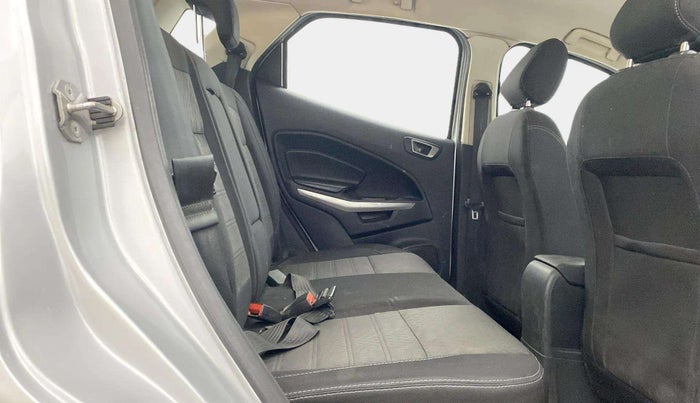 2019 Ford Ecosport TITANIUM 1.5L DIESEL, Diesel, Manual, 76,156 km, Right Side Rear Door Cabin