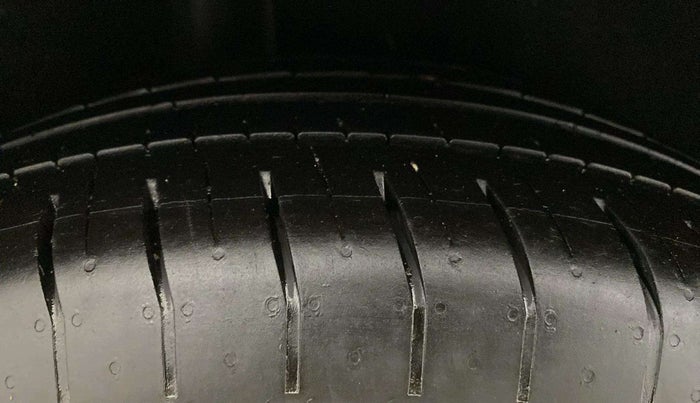 2019 Ford Ecosport TITANIUM 1.5L DIESEL, Diesel, Manual, 76,156 km, Right Rear Tyre Tread