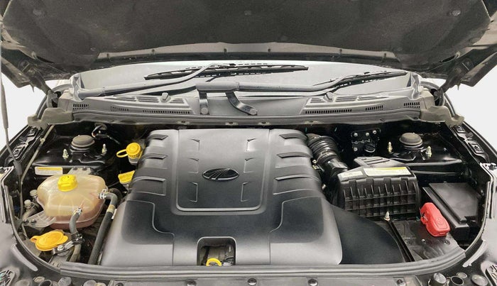 2021 Mahindra XUV500 W7 AT, Diesel, Automatic, 26,554 km, Engine View