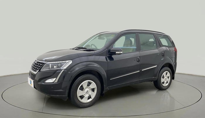 2021 Mahindra XUV500 W7 AT, Diesel, Automatic, 26,554 km, Left Front Diagonal