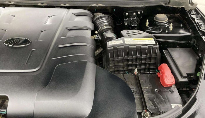 2021 Mahindra XUV500 W7 AT, Diesel, Automatic, 26,554 km, Engine View - Left
