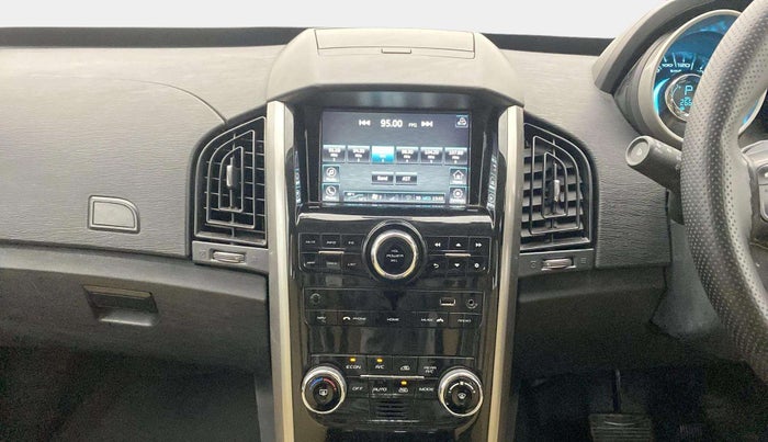 2021 Mahindra XUV500 W7 AT, Diesel, Automatic, 26,554 km, Air Conditioner