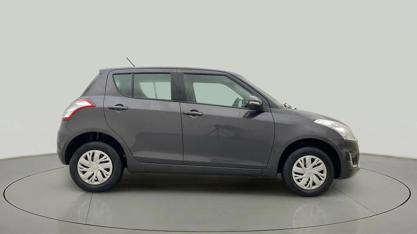 2016 Maruti Swift VXI O, Petrol, Manual, 32,133 km, Right Side View