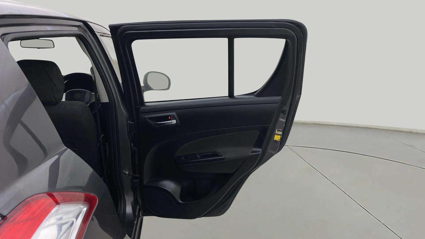 2016 Maruti Swift VXI O, Petrol, Manual, 32,133 km, RHS Rear Door