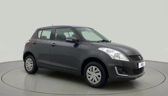2016 Maruti Swift VXI O, Petrol, Manual, 32,045 km, Right Front Diagonal