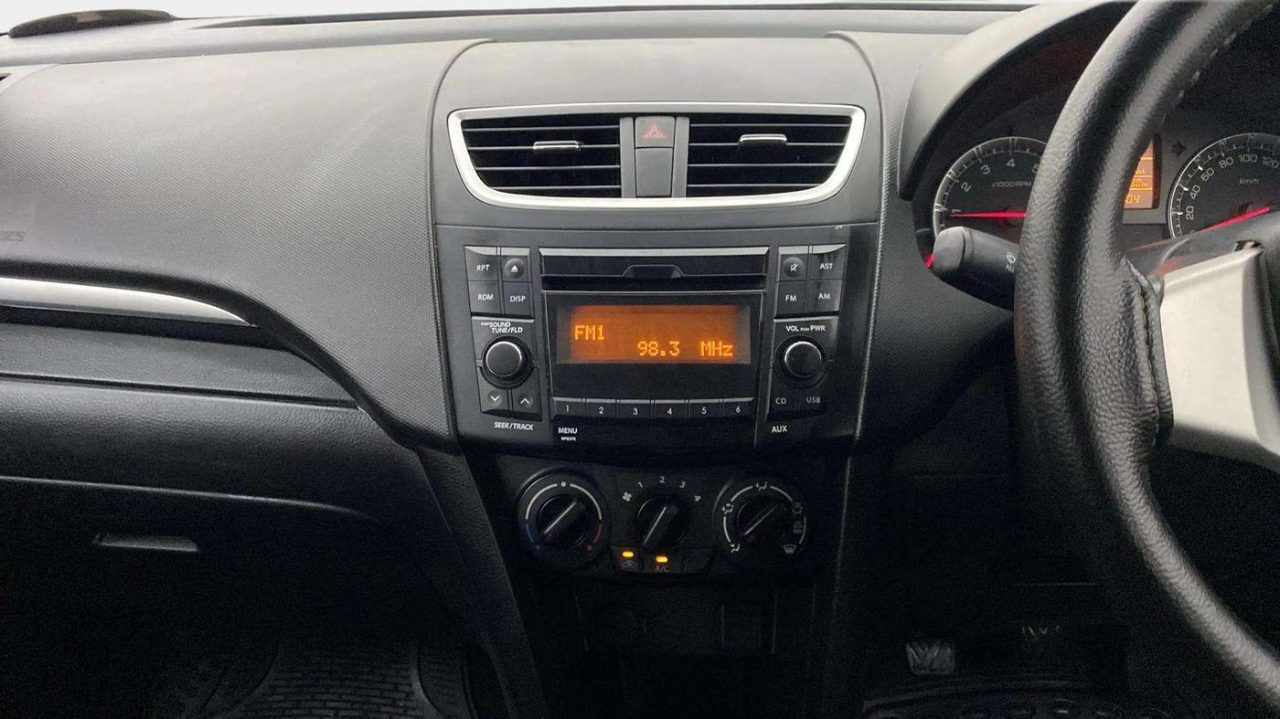 2016 Maruti Swift VXI O, Petrol, Manual, 32,133 km, Air Conditioner
