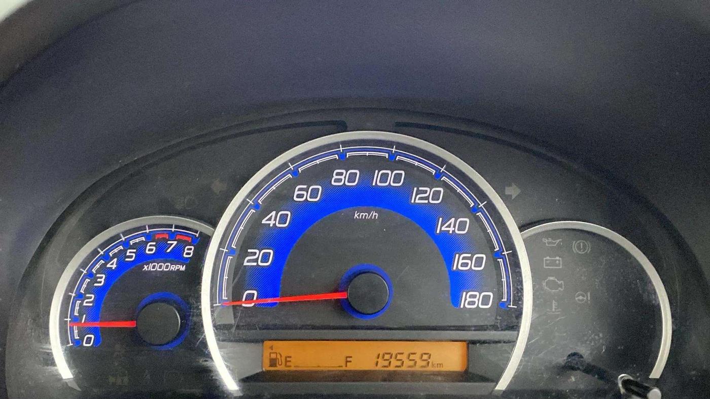 2017 Maruti Wagon R 1.0 VXI, Petrol, Manual, 19,576 km, Odometer Image