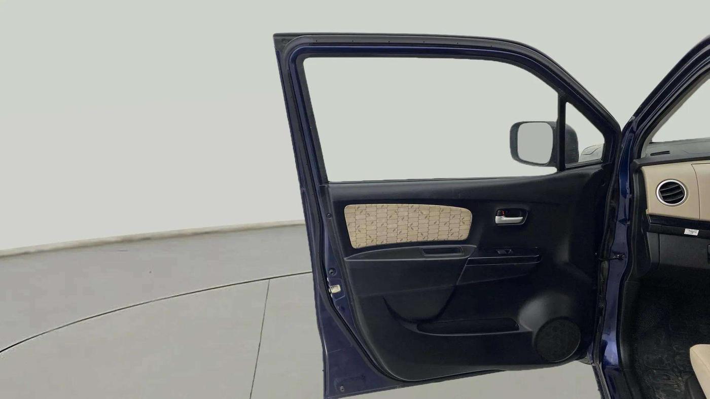 2017 Maruti Wagon R 1.0 VXI, Petrol, Manual, 19,576 km, LHS Front Door
