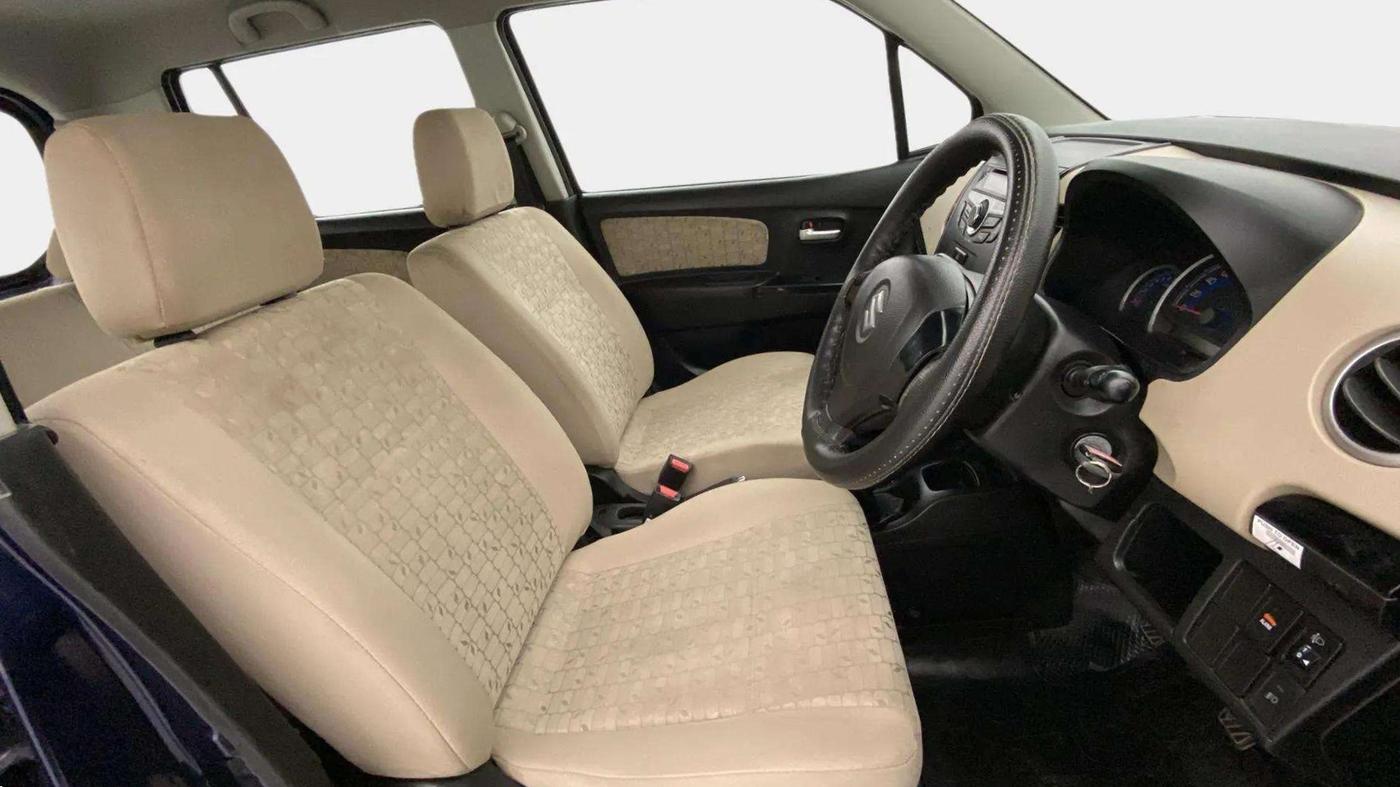 2017 Maruti Wagon R 1.0 VXI, Petrol, Manual, 19,576 km, Right Side Front Door Cabin