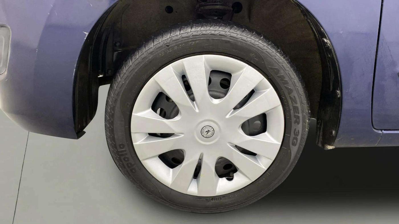 2017 Maruti Wagon R 1.0 VXI, Petrol, Manual, 19,576 km, Left Front Wheel