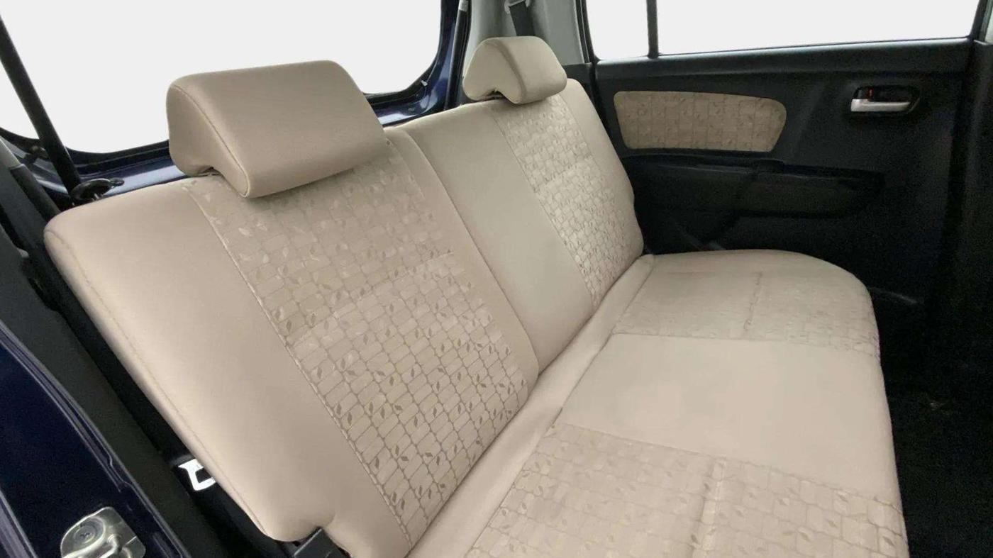 2017 Maruti Wagon R 1.0 VXI, Petrol, Manual, 19,576 km, Right Side Rear Door Cabin