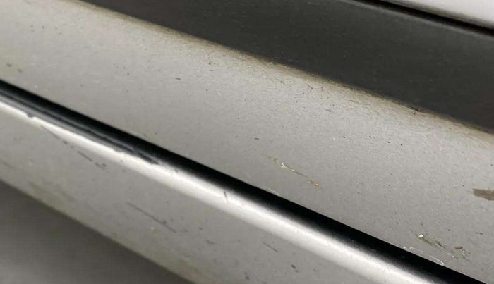 2016 Maruti Baleno ZETA PETROL 1.2, Petrol, Manual, 71,857 km, Right running board - Minor scratches