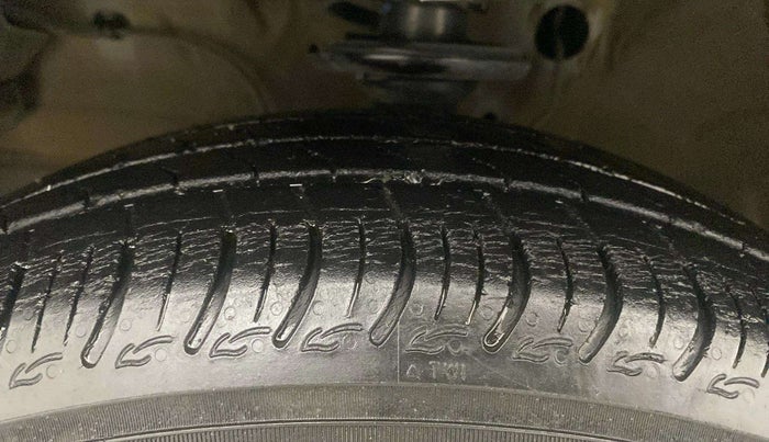 2019 Maruti S PRESSO VXI PLUS AMT, Petrol, Automatic, 39,525 km, Left Front Tyre Tread