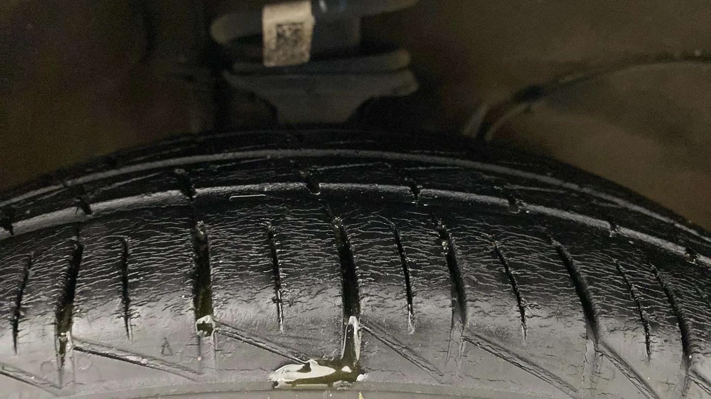 2021 Maruti Alto LXI O, Petrol, Manual, 23,110 km, Right Front Tyre Tread