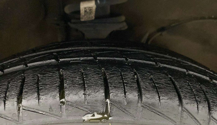 2021 Maruti Alto LXI O, Petrol, Manual, 22,955 km, Right Front Tyre Tread