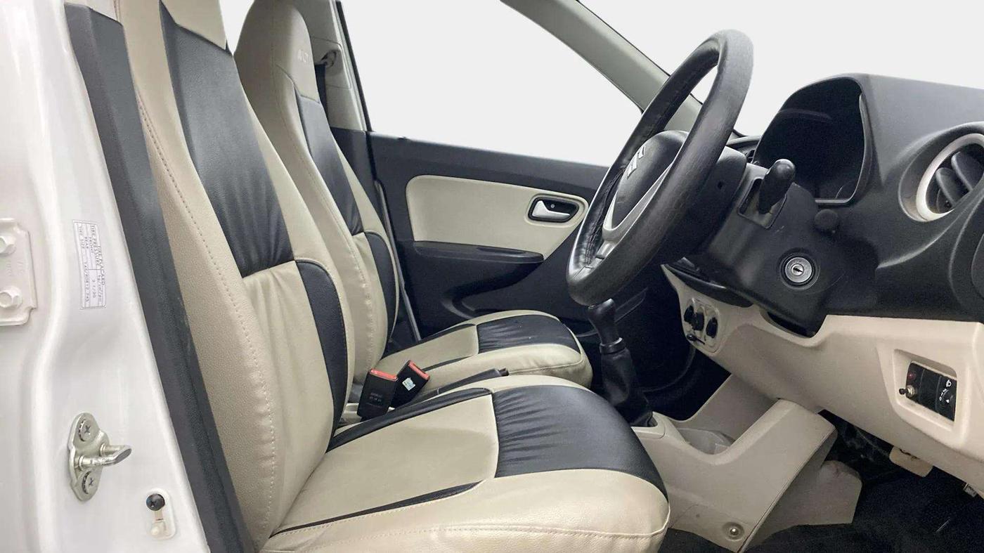 2021 Maruti Alto LXI O, Petrol, Manual, 23,110 km, Right Side Front Door Cabin