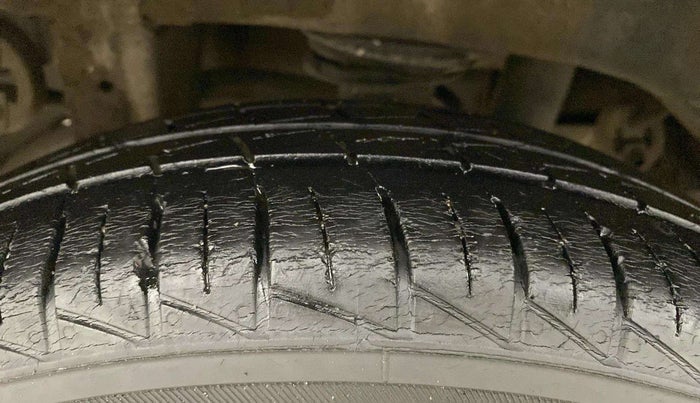 2021 Maruti Alto LXI O, Petrol, Manual, 22,955 km, Right Rear Tyre Tread