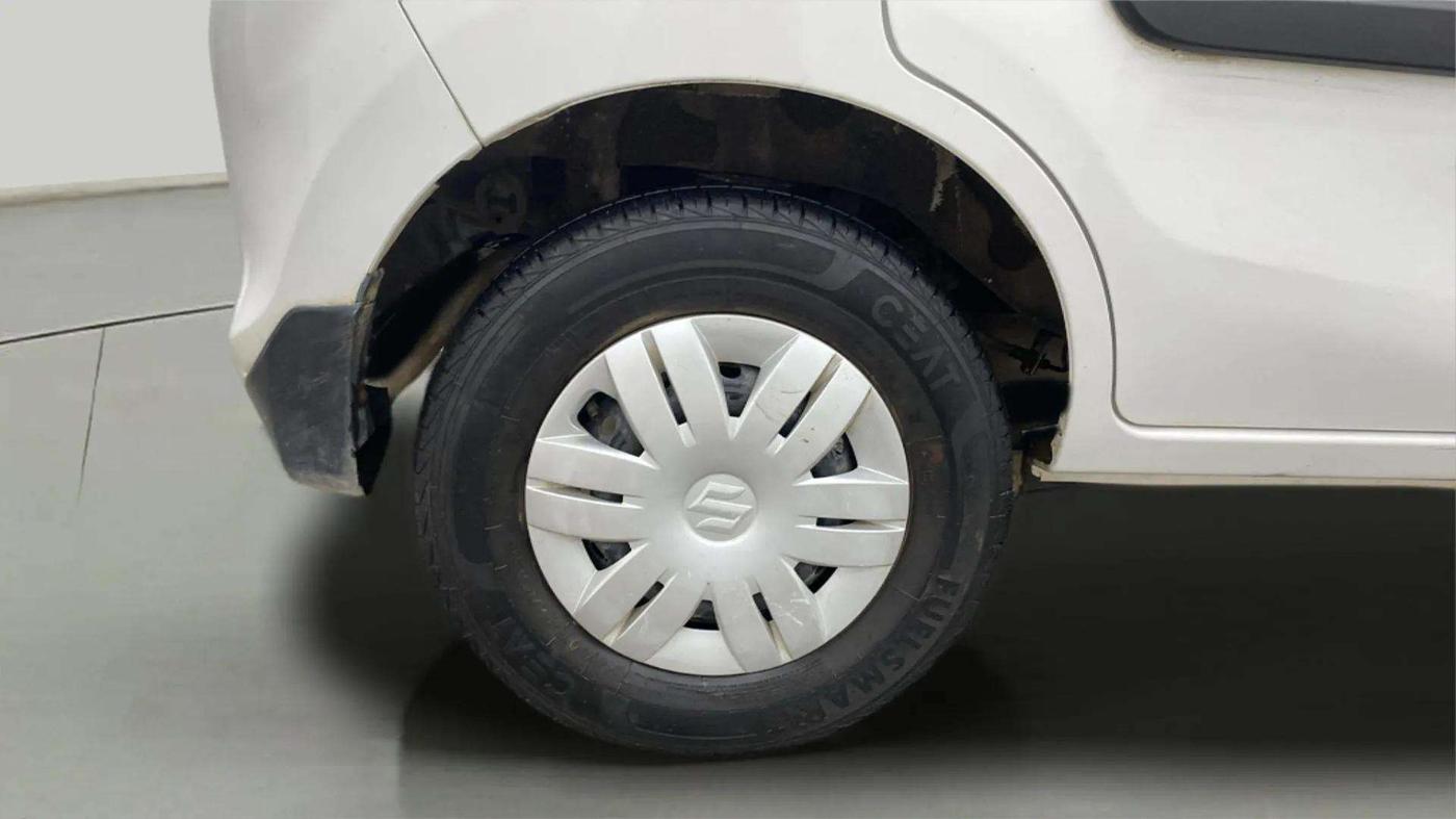 2021 Maruti Alto LXI O, Petrol, Manual, 23,110 km, Right Rear Wheel