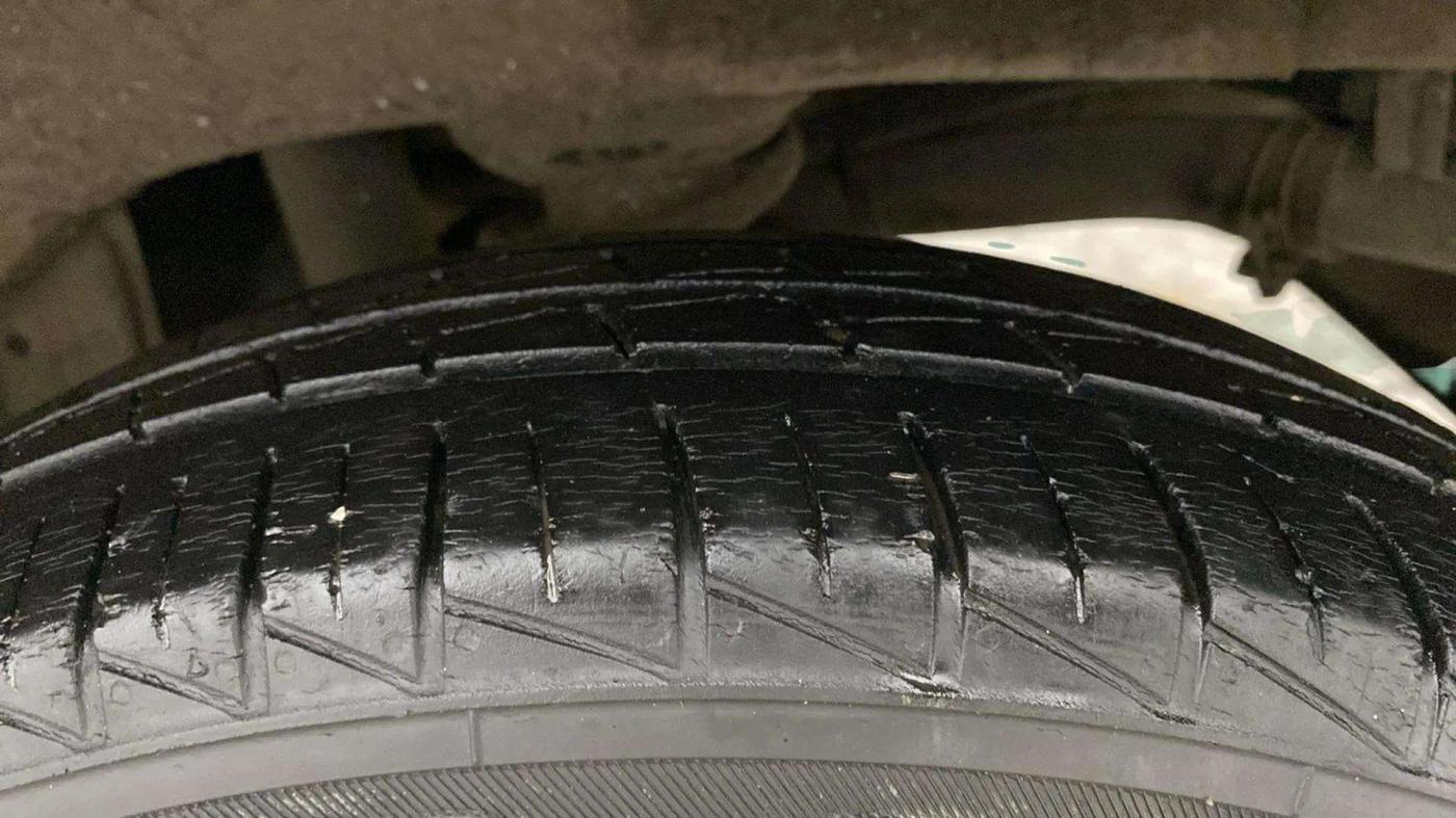 2021 Maruti Alto LXI O, Petrol, Manual, 23,110 km, Left Rear Tyre Tread