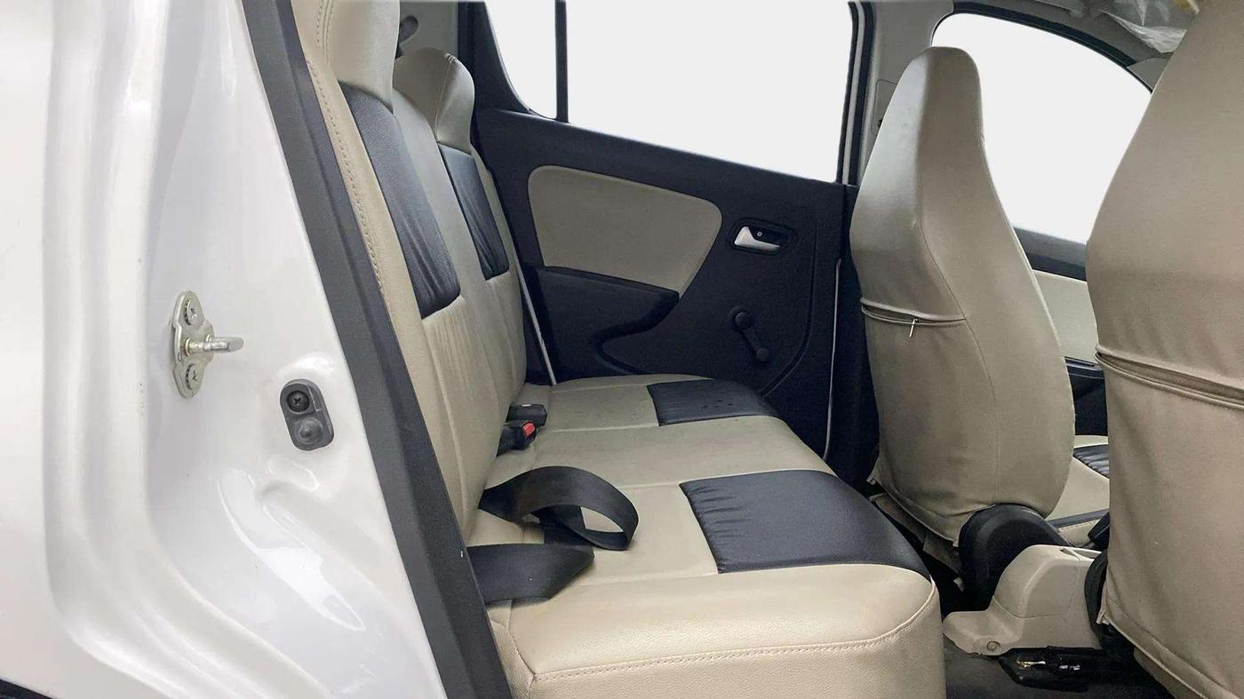 2021 Maruti Alto LXI O, Petrol, Manual, 23,110 km, Right Side Rear Door Cabin