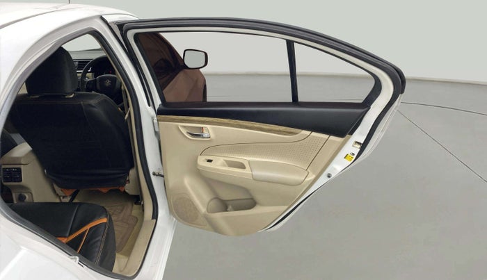 2018 Maruti Ciaz DELTA 1.5 SHVS MT PETROL, Petrol, Manual, 76,330 km, RHS Rear Door