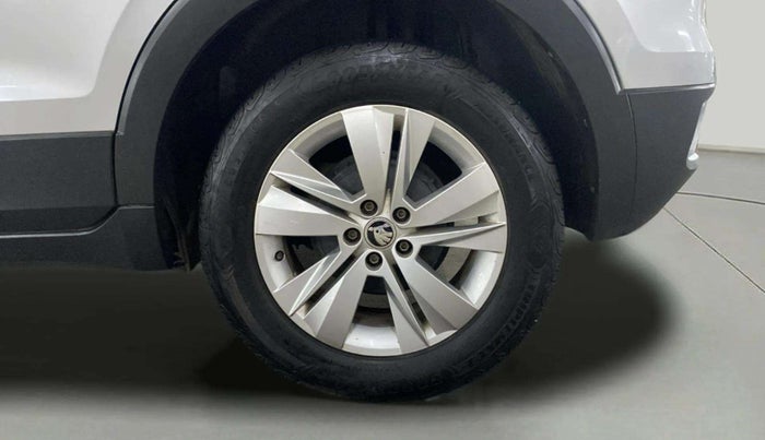 2022 Skoda KUSHAQ AMBITION 1.0L TSI MT, Petrol, Manual, 30,242 km, Left Rear Wheel