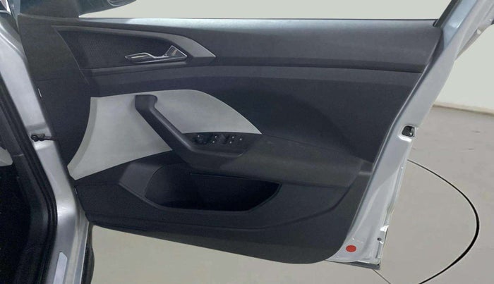 2022 Skoda KUSHAQ AMBITION 1.0L TSI MT, Petrol, Manual, 30,242 km, Driver Side Door Panels Control