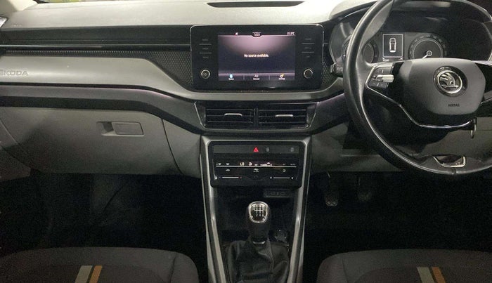 2022 Skoda KUSHAQ AMBITION 1.0L TSI MT, Petrol, Manual, 30,242 km, Air Conditioner