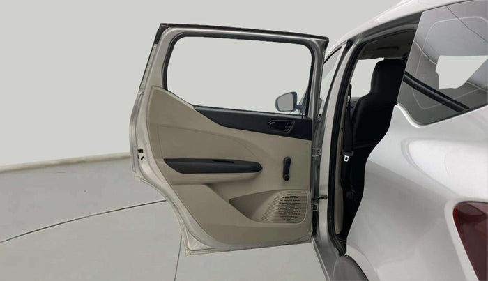 2020 Renault TRIBER RXL MT, Petrol, Manual, 84,174 km, LHS Rear Door