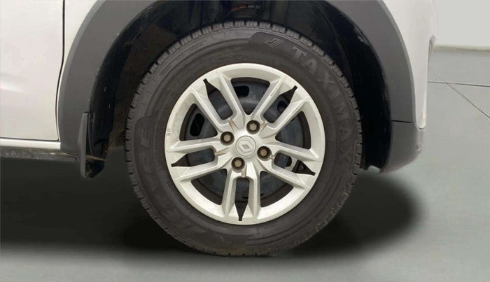 2020 Renault TRIBER RXL MT, Petrol, Manual, 84,174 km, Right Front Wheel