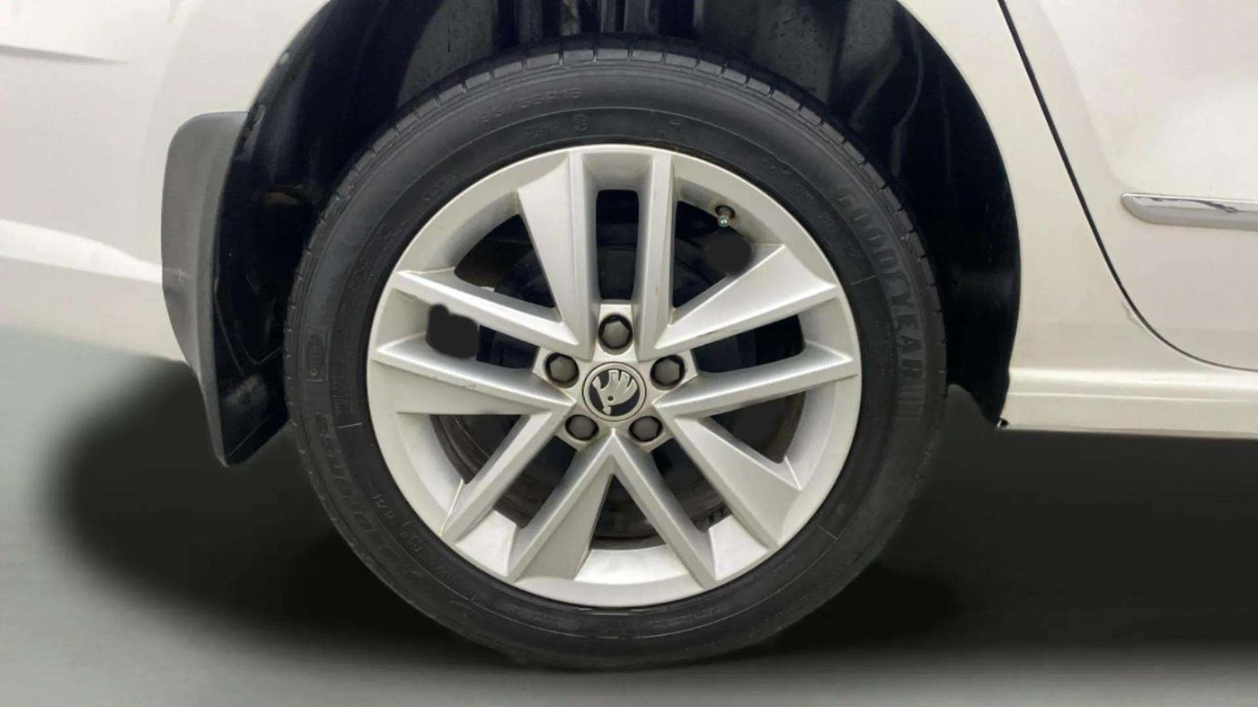 2021 Skoda Rapid STYLE AT TSI, Petrol, Automatic, 45,972 km, Right Rear Wheel