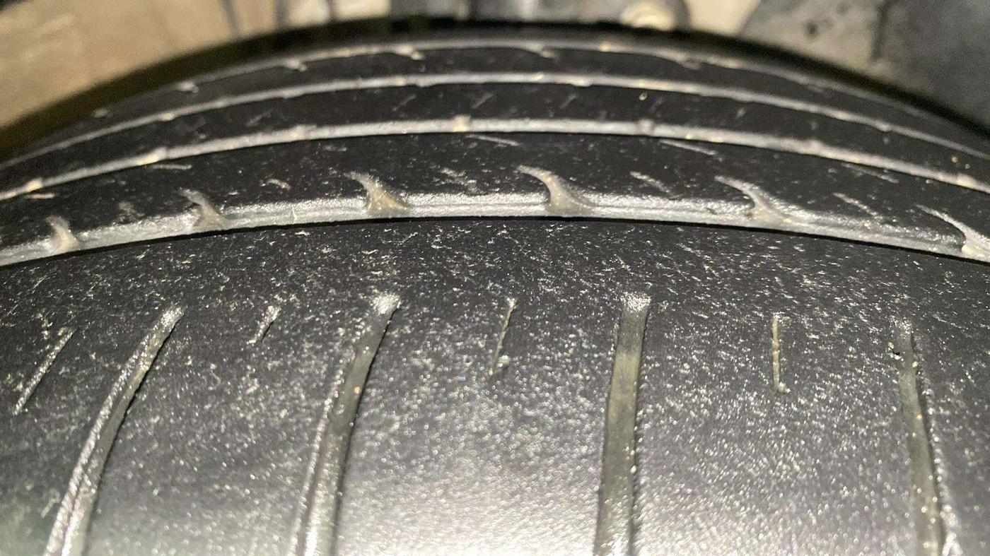 2021 Skoda Rapid STYLE AT TSI, Petrol, Automatic, 45,972 km, Right Front Tyre Tread