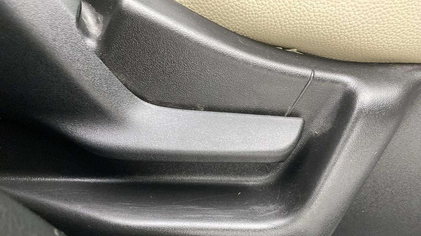 2019 Maruti New Wagon-R ZXI 1.2, Petrol, Manual, 60,245 km, Driver Side Adjustment Panel