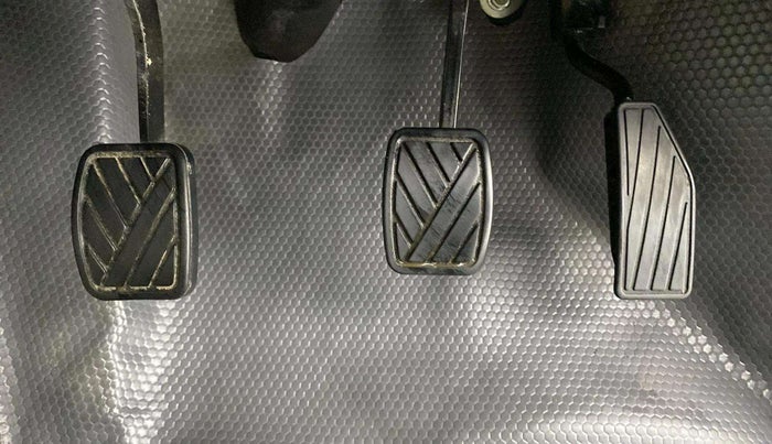 2019 Maruti New Wagon-R ZXI 1.2, Petrol, Manual, 60,233 km, Pedals