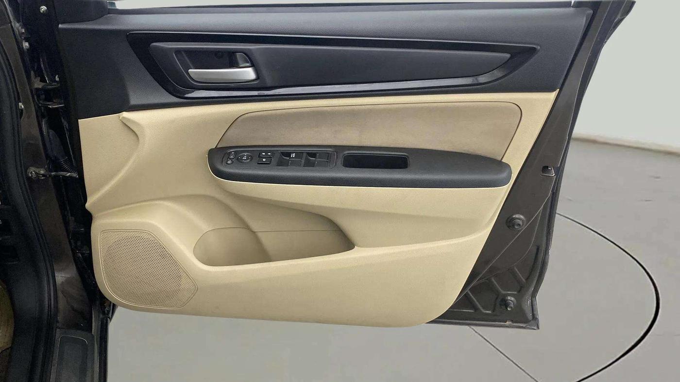 2021 Honda Amaze 1.2L I-VTEC S, Petrol, Manual, 25,040 km, Driver Side Door Panels Control