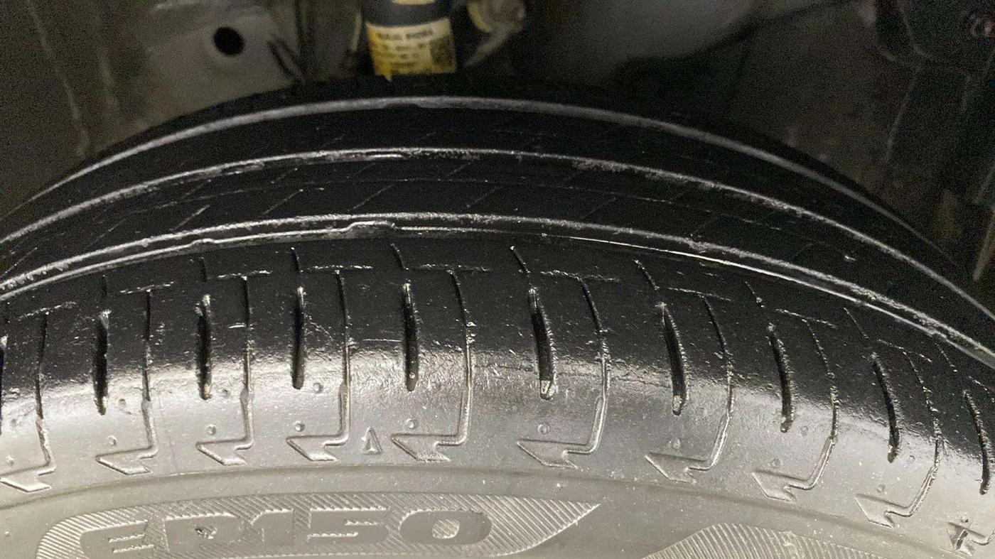 2021 Honda Amaze 1.2L I-VTEC S, Petrol, Manual, 25,040 km, Right Front Tyre Tread