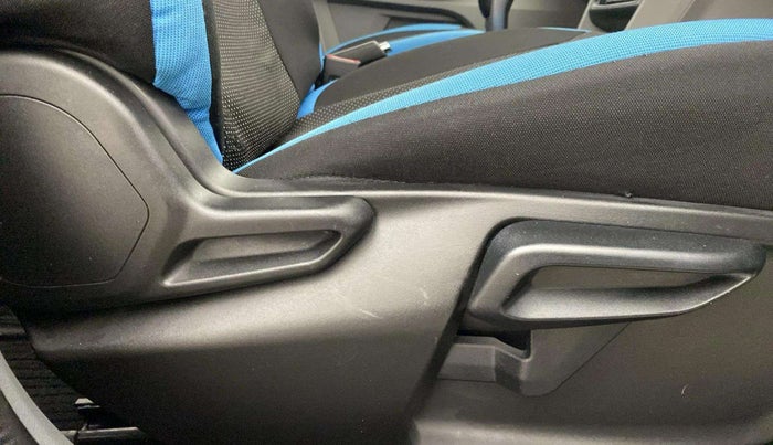 2020 Tata TIGOR XZ PLUS PETROL, Petrol, Manual, 32,799 km, Driver Side Adjustment Panel