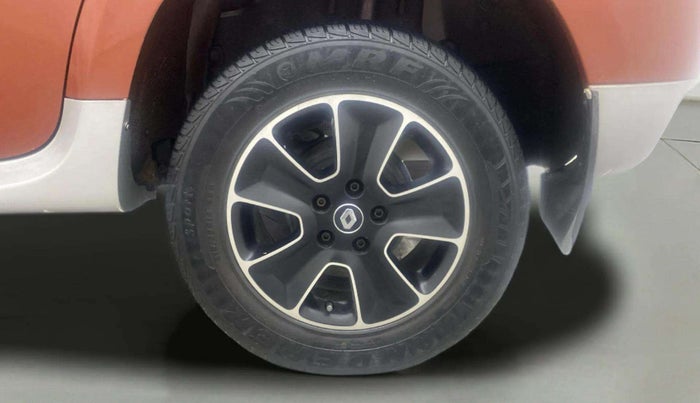 2018 Renault Duster RXS CVT, Petrol, Automatic, 26,394 km, Left Rear Wheel