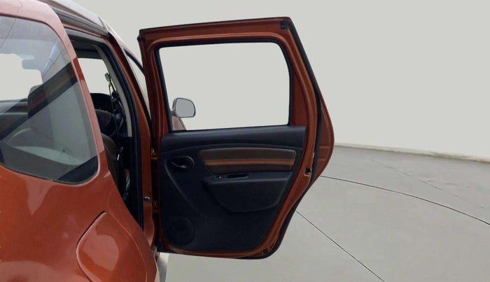 2018 Renault Duster RXS CVT, Petrol, Automatic, 26,394 km, RHS Rear Door