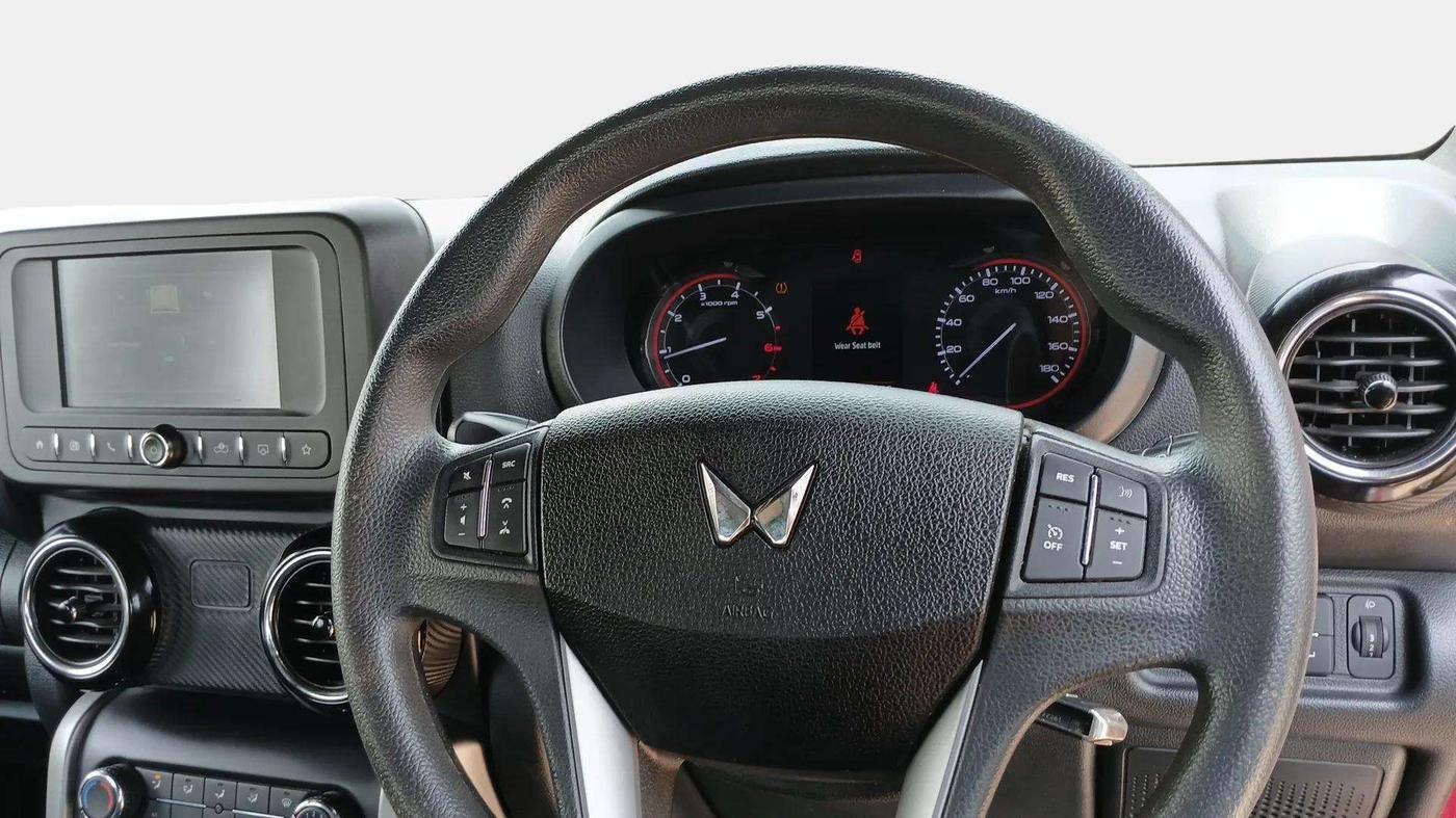 2022 Mahindra Thar LX PETROL HT 4WD AT, Petrol, Automatic, 22,729 km, Adaptive Cruise Control