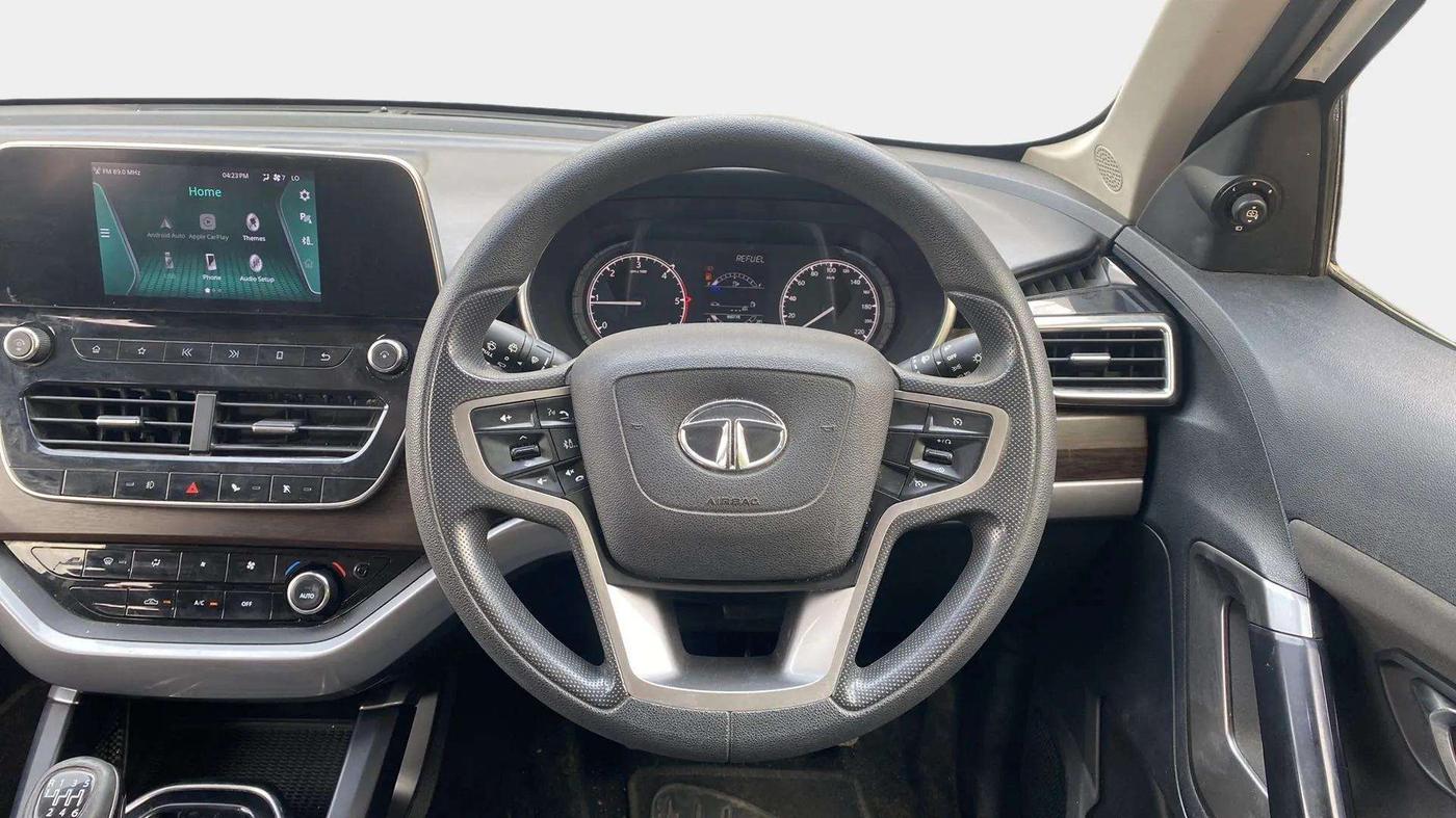 2020 Tata Harrier XT 2.0L KRYOTEC, Diesel, Manual, 47,207 km, Steering Wheel Close Up