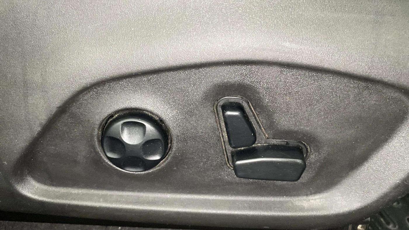 2018 Jeep Compass LIMITED PLUS DIESEL, Diesel, Manual, 49,590 km, Driver Side Adjustment Panel